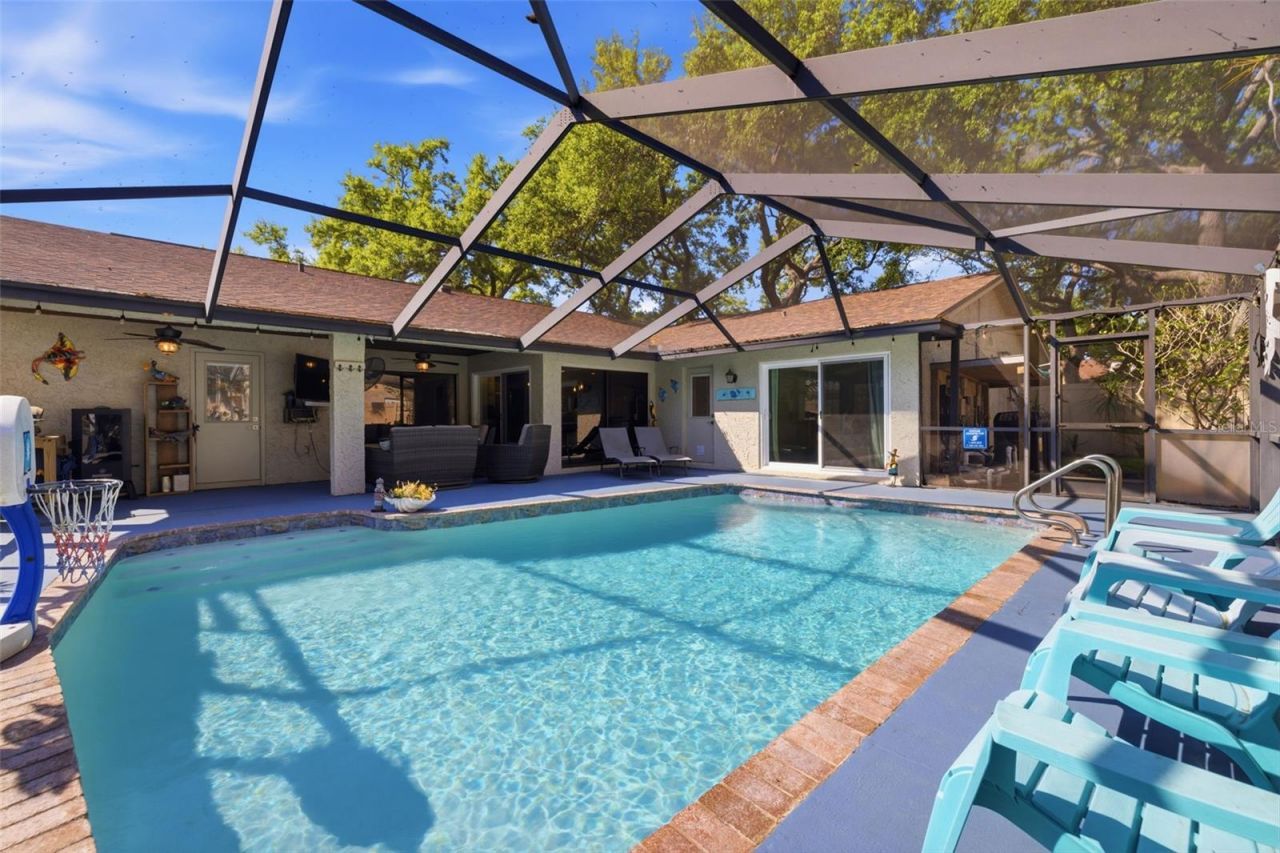 2240 Willowbrook Drive, Clearwater, FL 33764 Photo