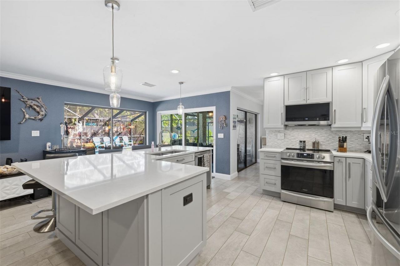 2240 Willowbrook Drive, Clearwater, FL 33764 Photo