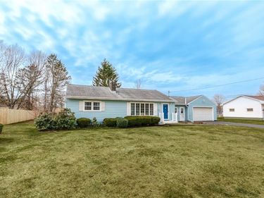 8719 Maple Lane Drive, Lee Center, NY 13363