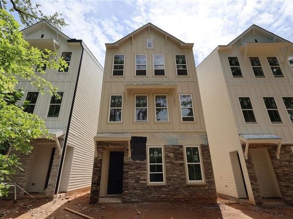 646 Memphis Drive, Scottdale, GA 30079