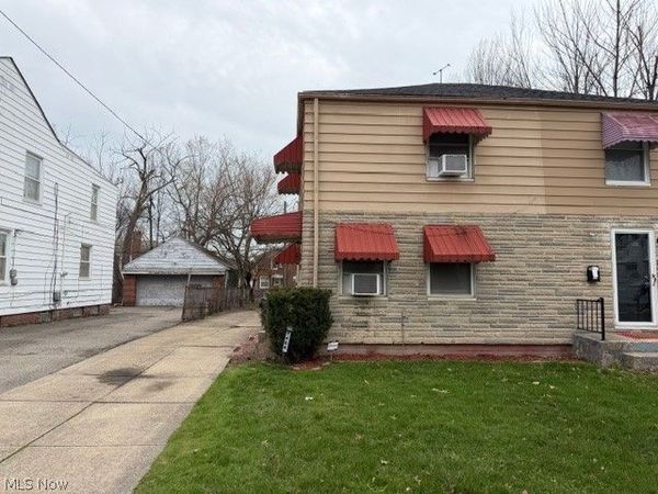 1464 E 250th Street , Unit E, Euclid, OH 44117