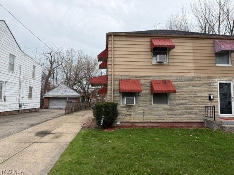 1464 E 250th Street, Unit E, Euclid, OH 44117 Photo 1