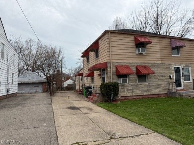 1464 E 250th Street, Unit E, Euclid, OH 44117 Photo 2