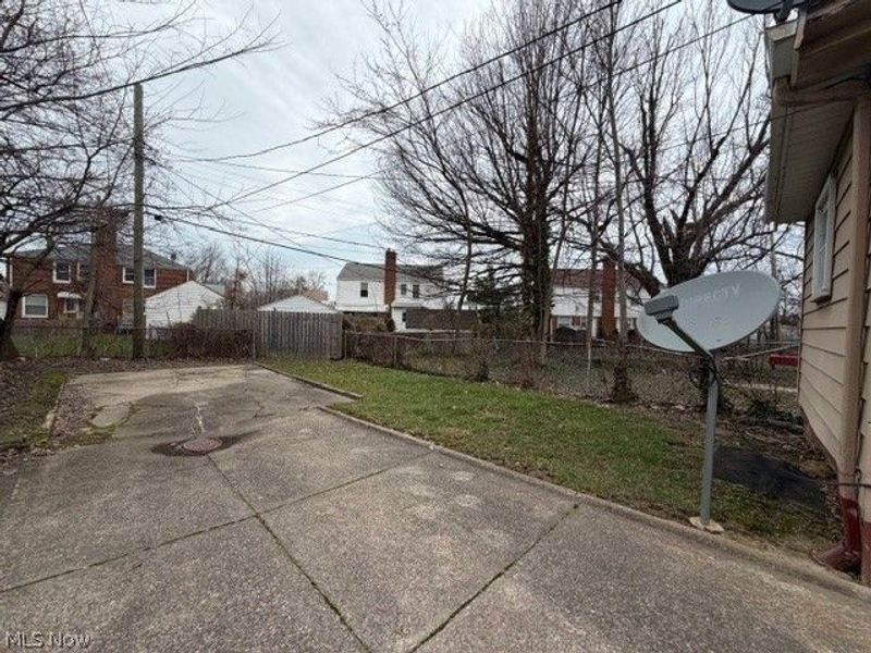 1464 E 250th Street, Unit E, Euclid, OH 44117 Photo 8