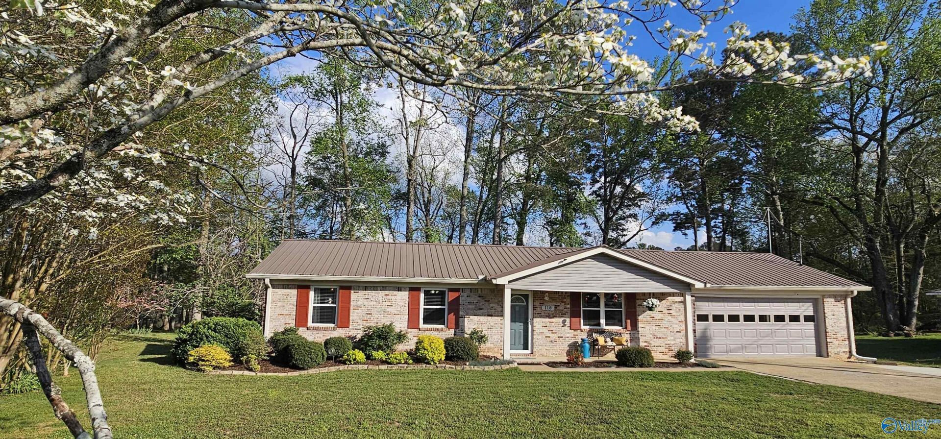 118 Canadian Drive, Scottsboro, AL 35769 Main Photo