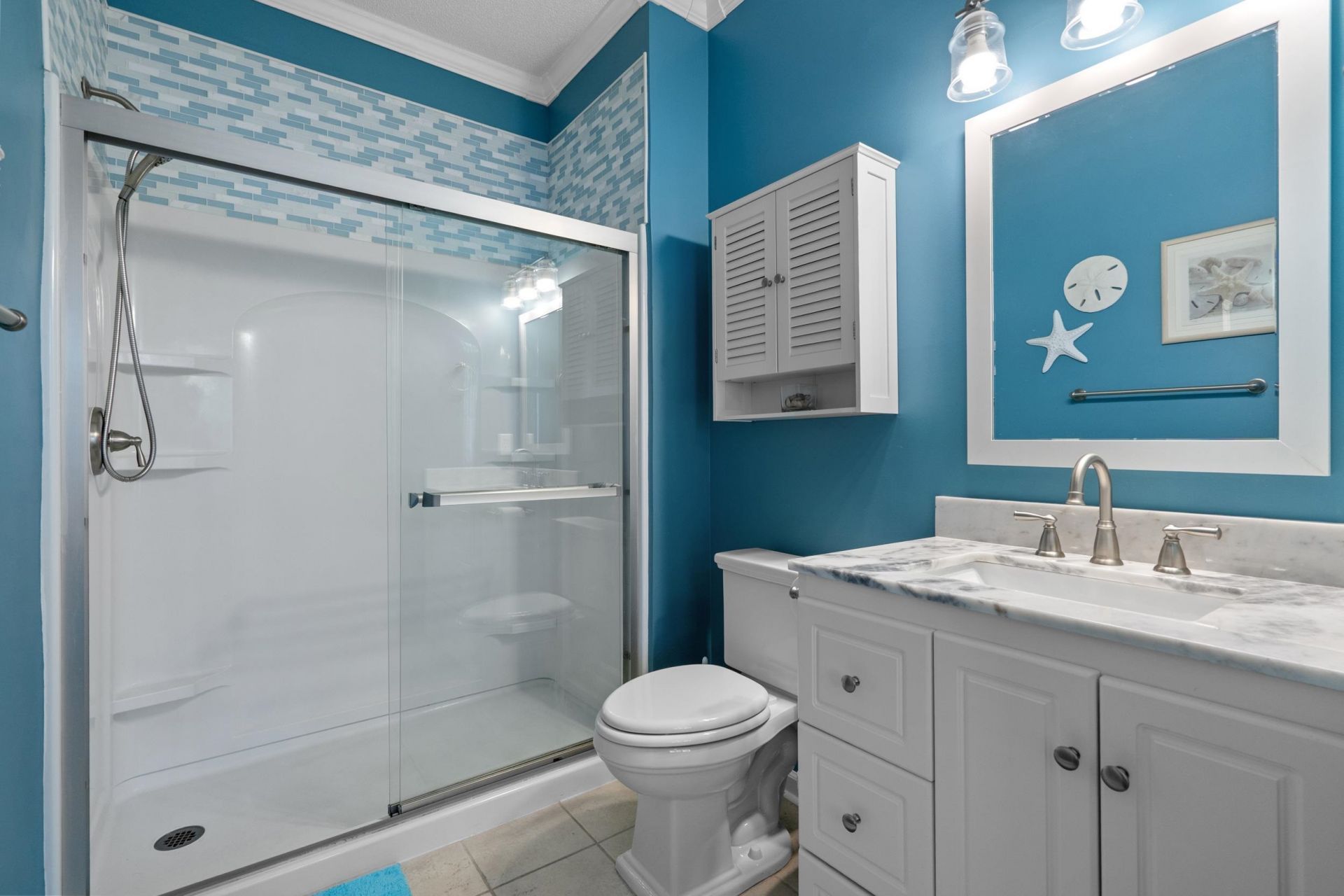 5825 Catalina Dr. Photo 16