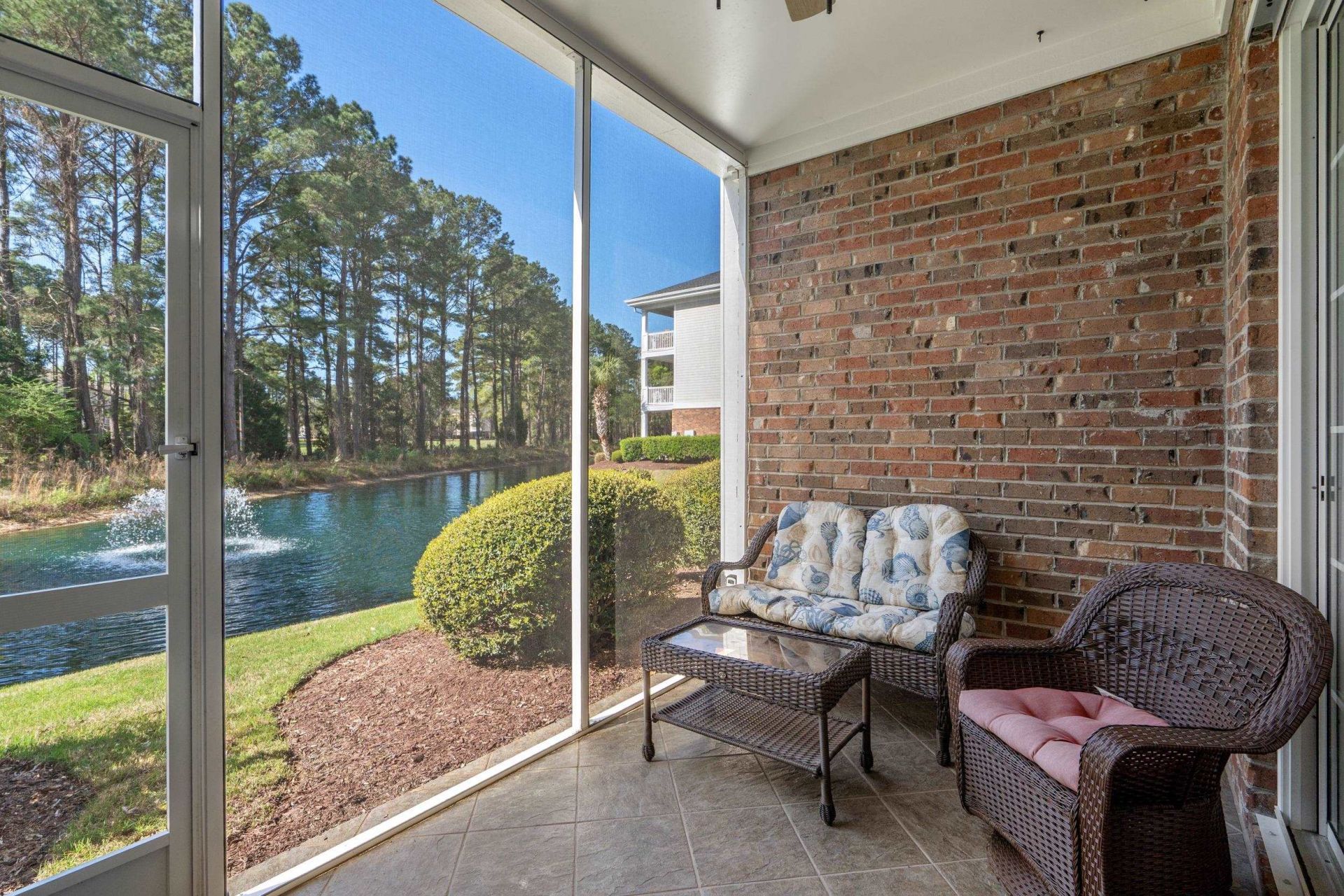 5825 Catalina Dr. Photo 24