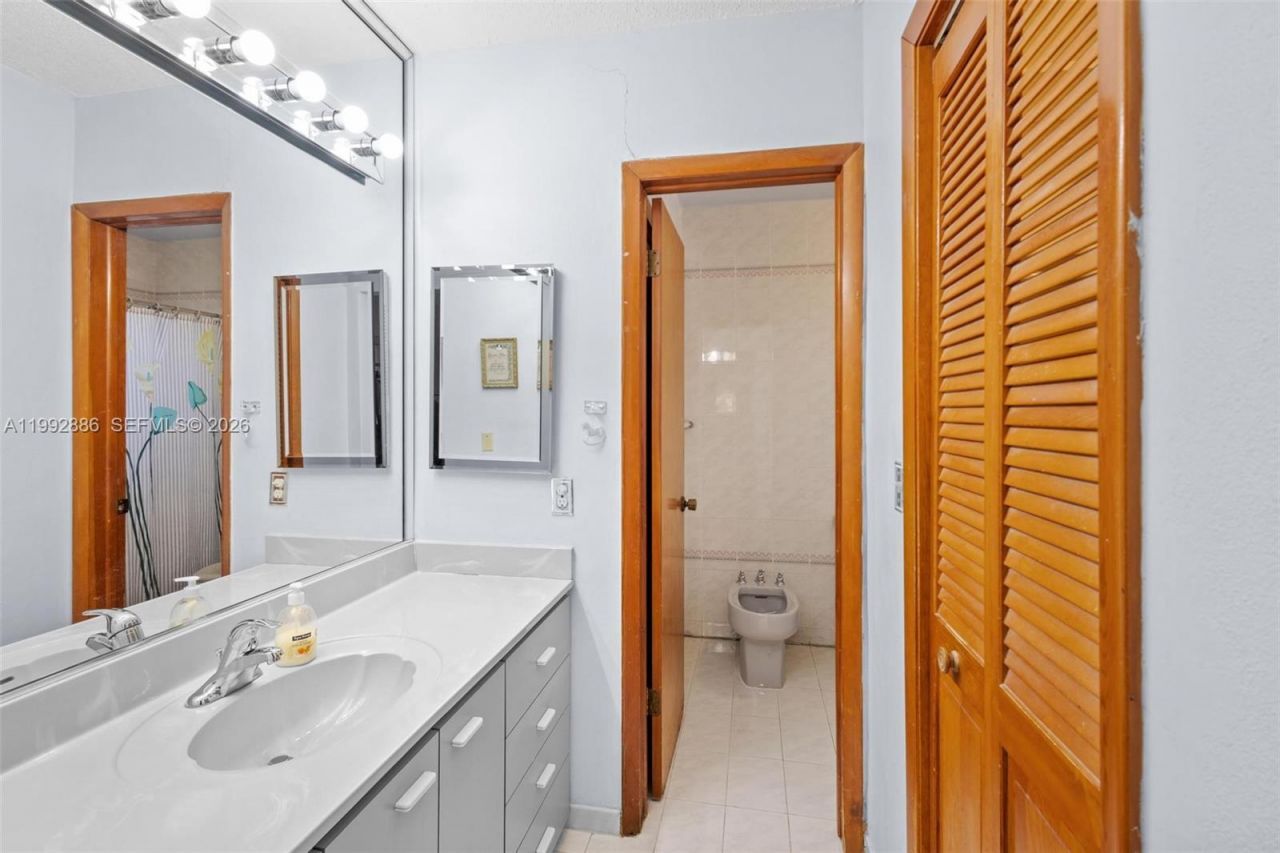 Please Call For Address, Miami, FL 33144 Photo