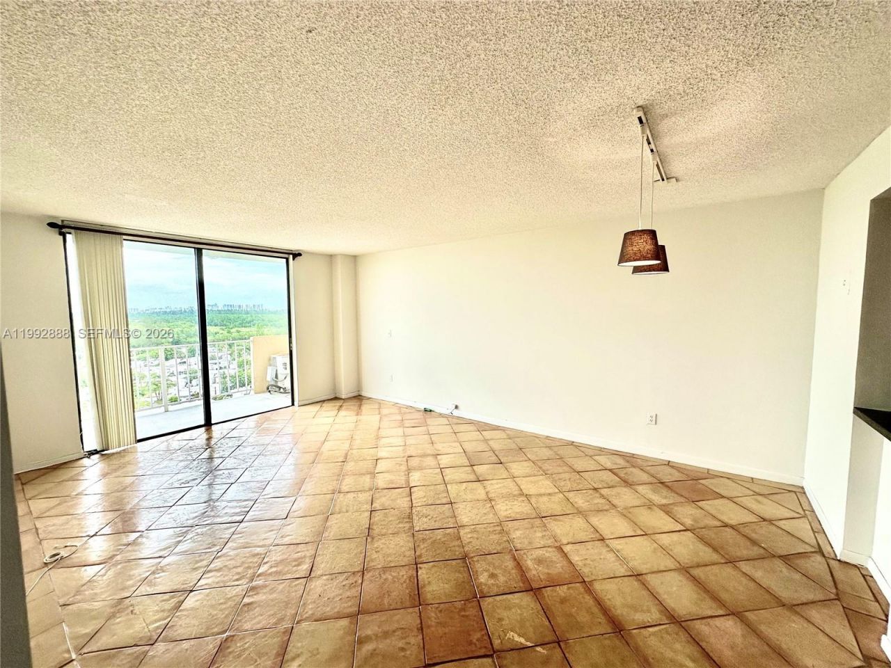 2350 NE 135th St , Unit 1101, North Miami, FL 33181 Photo