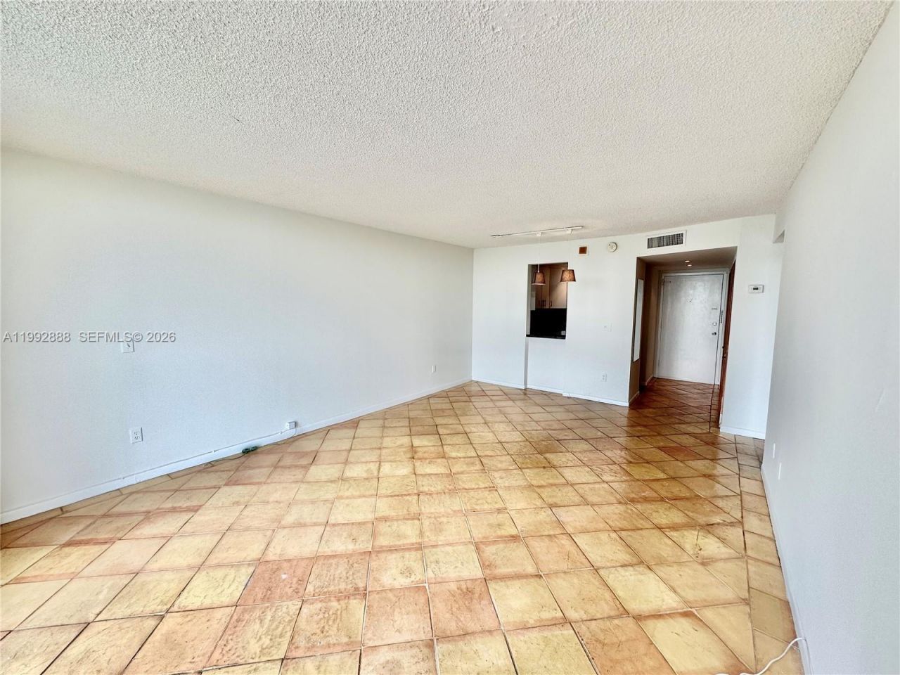 2350 NE 135th St , Unit 1101, North Miami, FL 33181 Photo