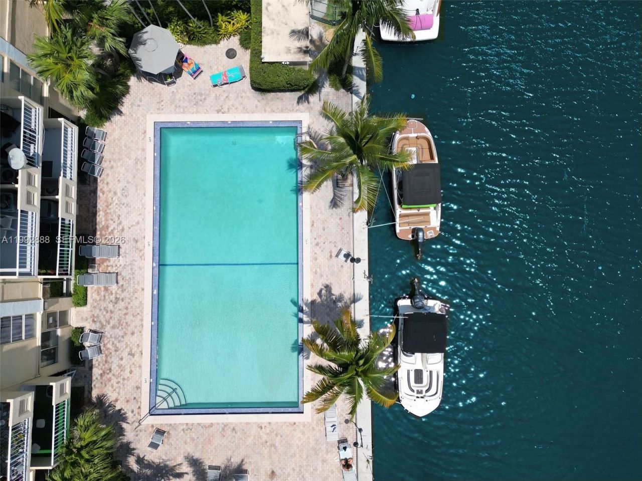 2350 NE 135th St , Unit 1101, North Miami, FL 33181 Photo