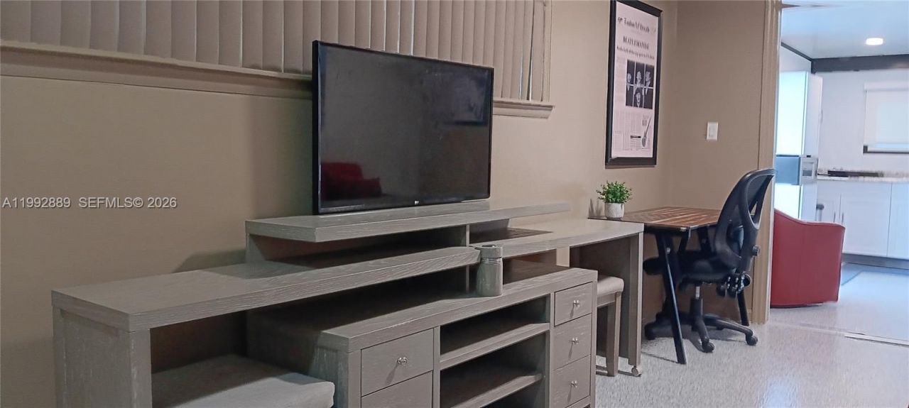 6761 Branch St, Unit 1, Hollywood, FL 33024 Photo