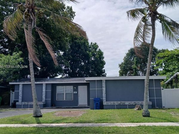 5890 NW 16th Ct , Sunrise, FL 33313