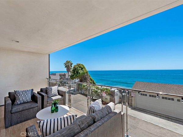 150 Cleo Street, Unit 2, Laguna Beach, CA 92651