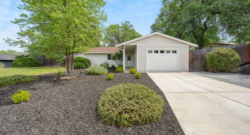 487 Sunlight Dr, Diamond Springs, CA 95619 Photo