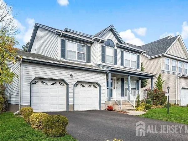 42 Springfield Road , North Brunswick, NJ 08902