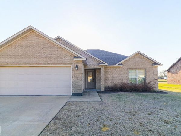 417 Arrowhead Road, Trumann, AR 72472