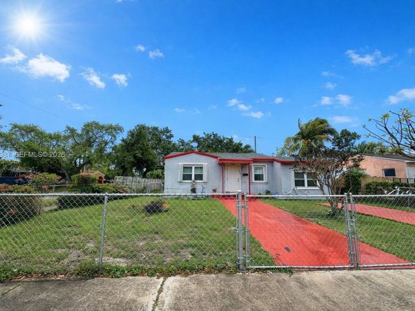 2604 Mayo St , Hollywood, FL 33020