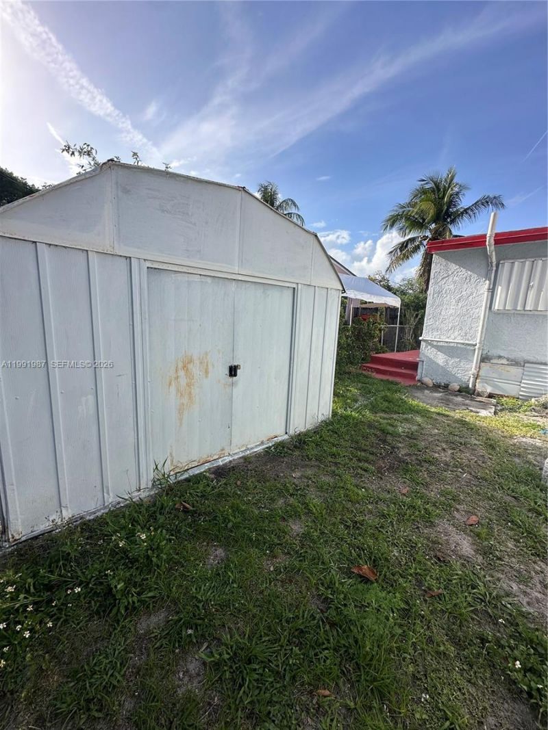 2604 Mayo St , Hollywood, FL 33020 Photo