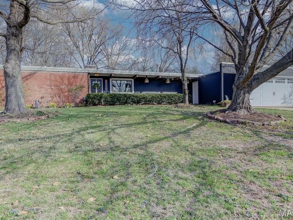 1005 W Frisco Avenue , St Louis, MO 63122