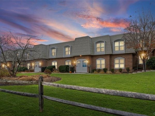 175 Main Avenue , Unit 149, Wheatley Heights, NY 11798