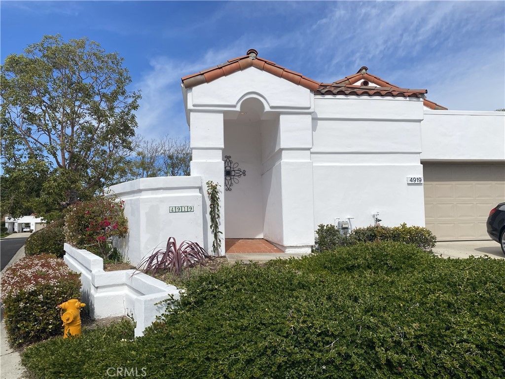 4919 Galicia Way, Oceanside, CA 92056 Main Photo