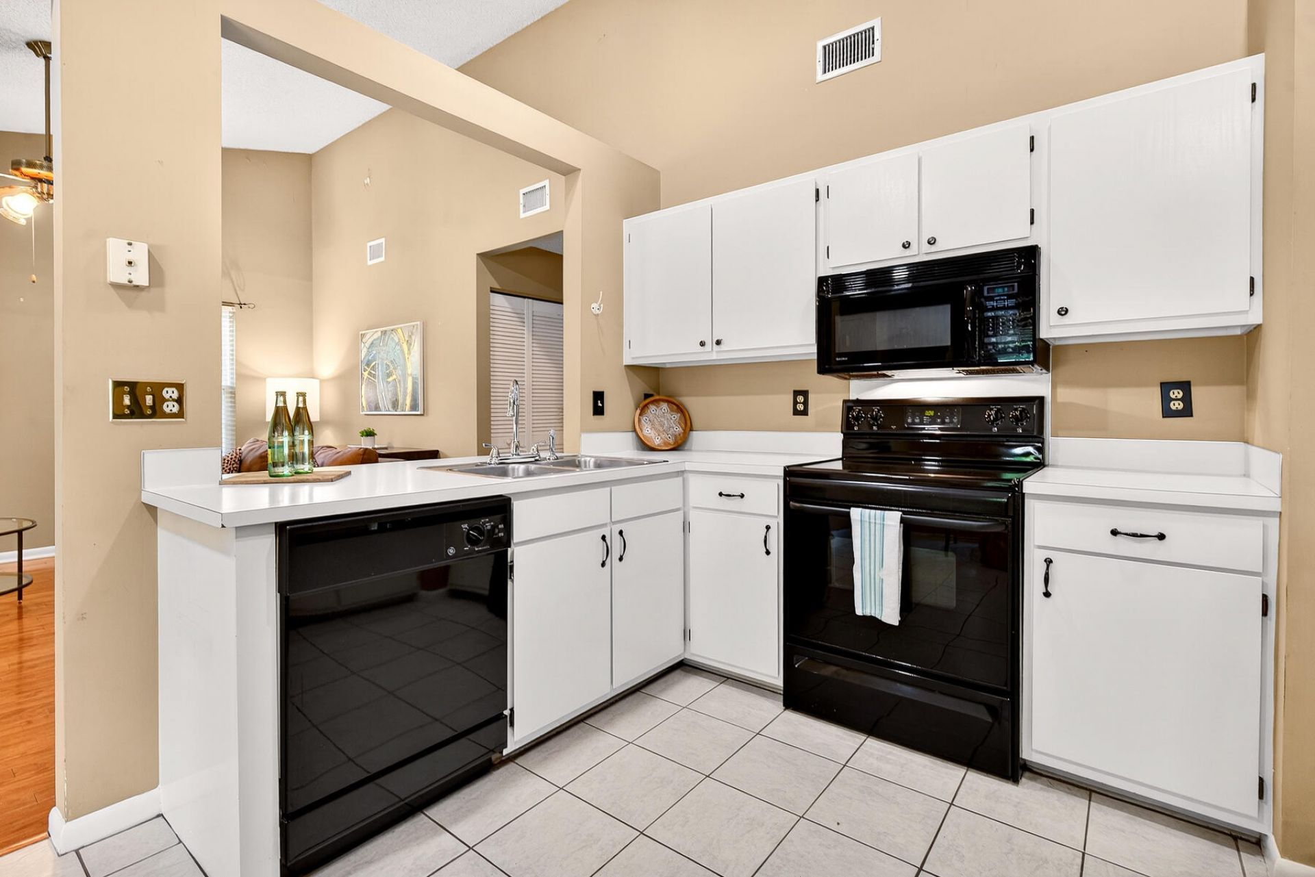 1154 Bellwood Road Photo 14