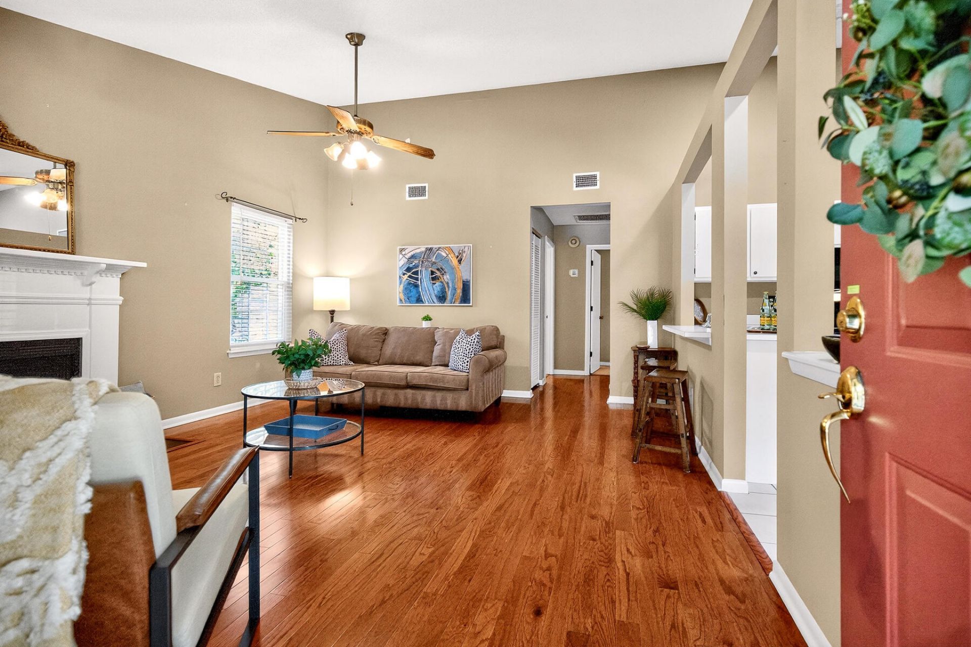 1154 Bellwood Road Photo 6