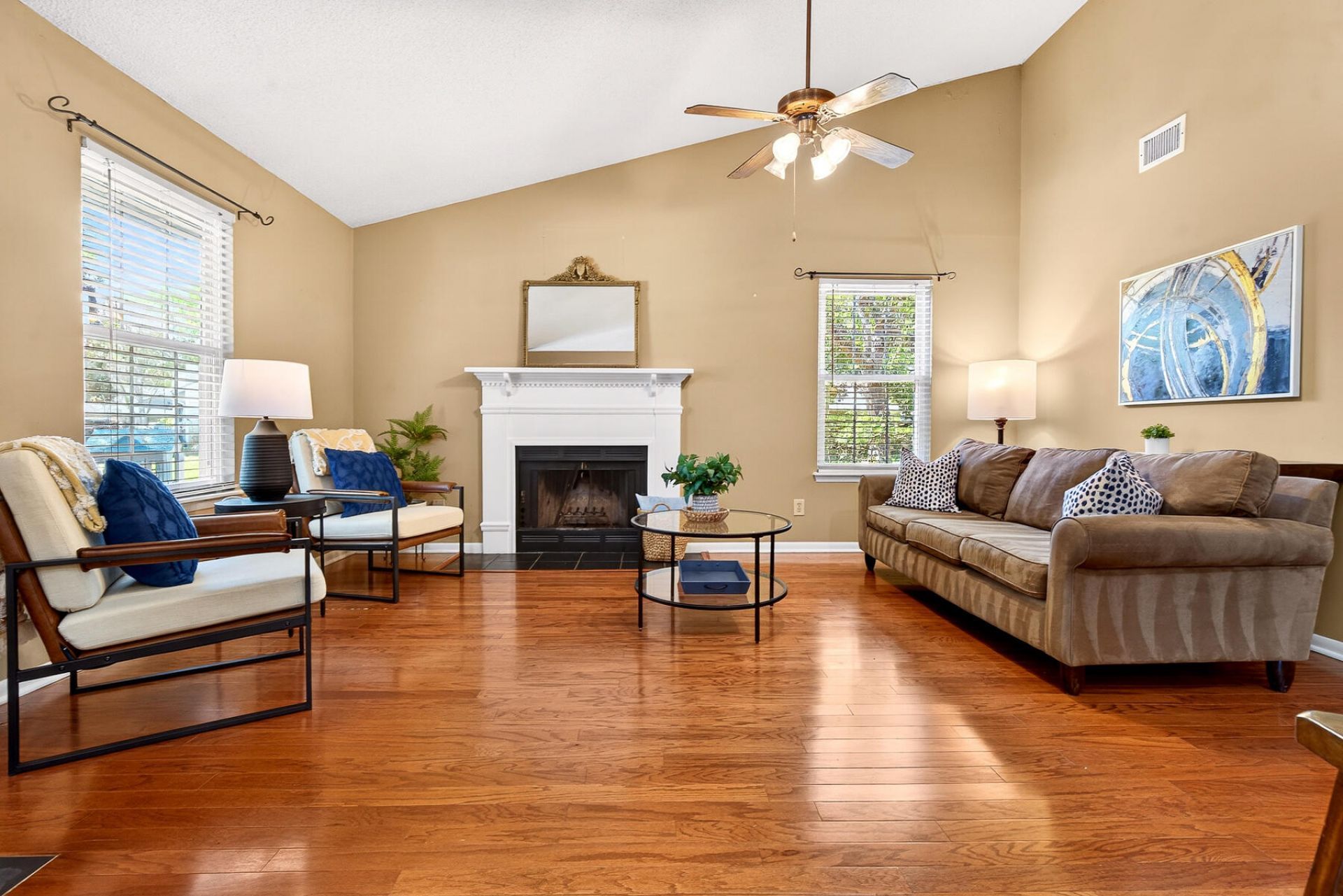 1154 Bellwood Road Photo 7