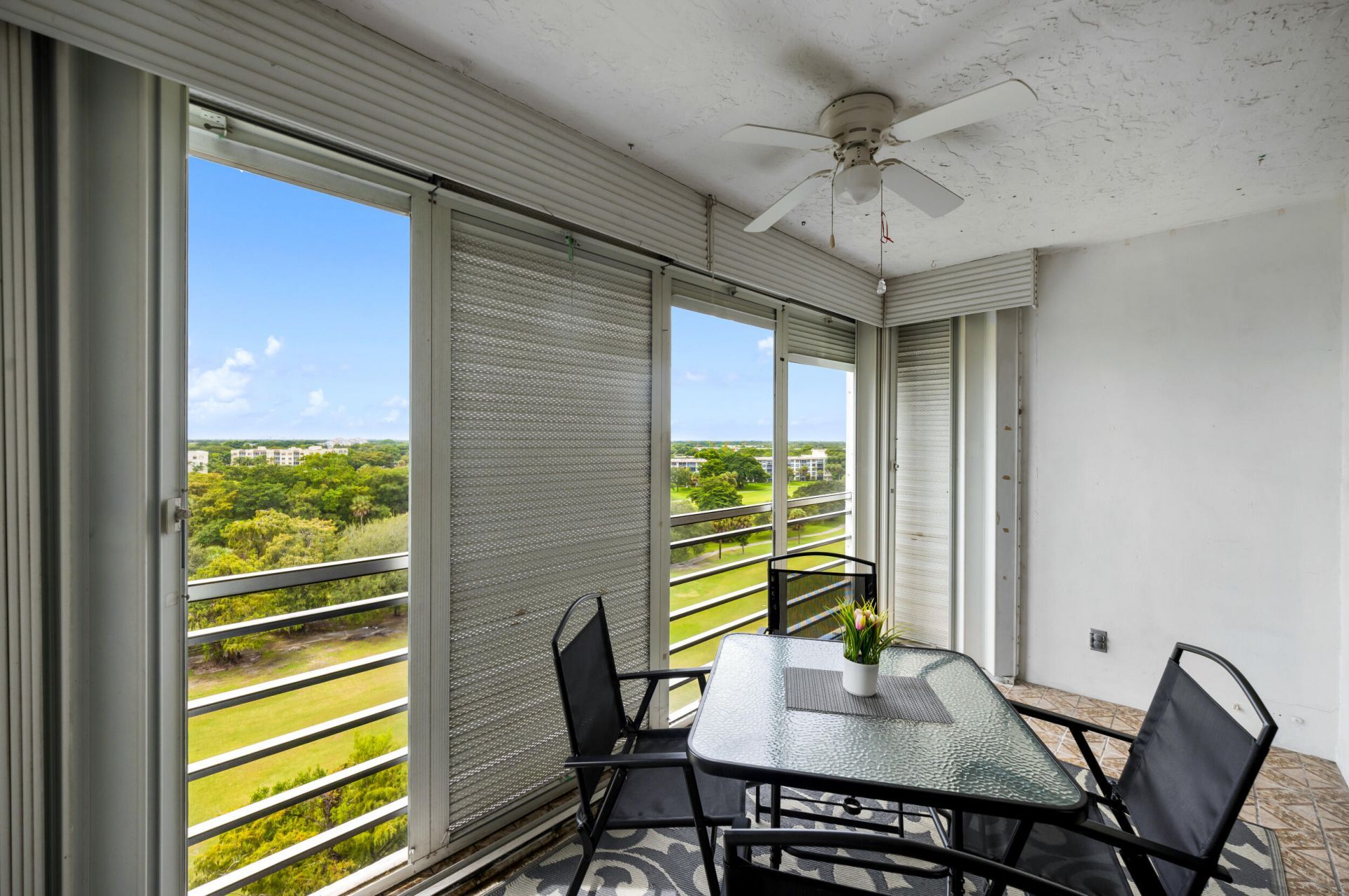 575 Oaks Lane, Unit 1009, Pompano Beach, FL 33069 Photo