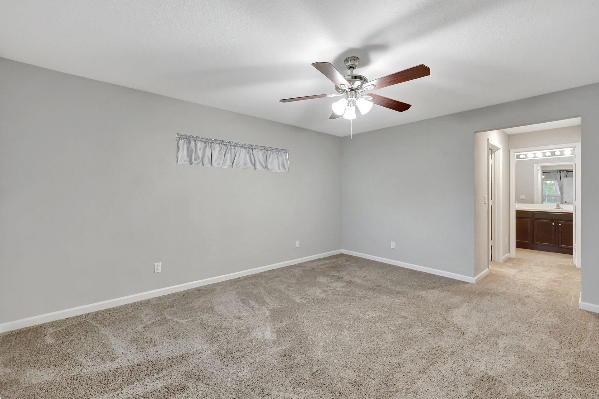 577 NW Floresta Drive, Port Saint Lucie, FL 34983 Photo