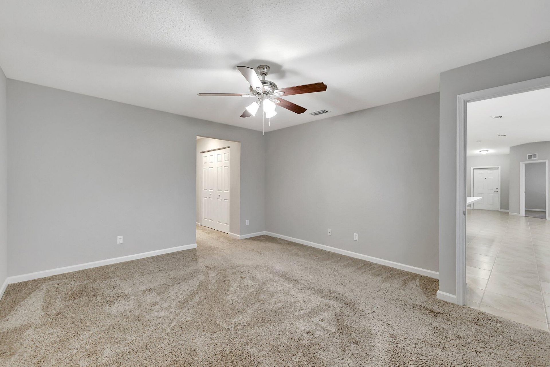 577 NW Floresta Drive, Port Saint Lucie, FL 34983 Photo