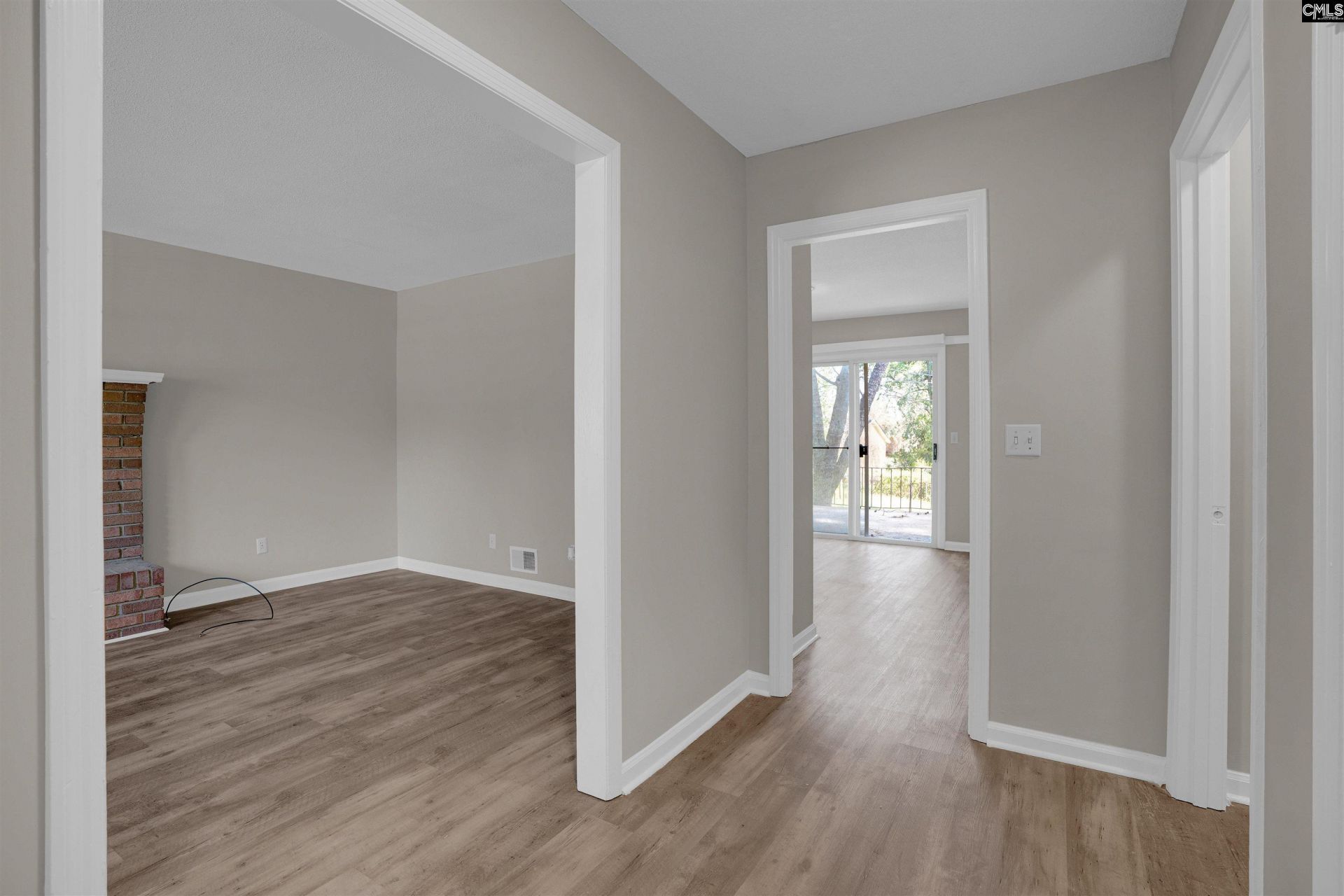 2125 Rolling Hills Road  Photo 4