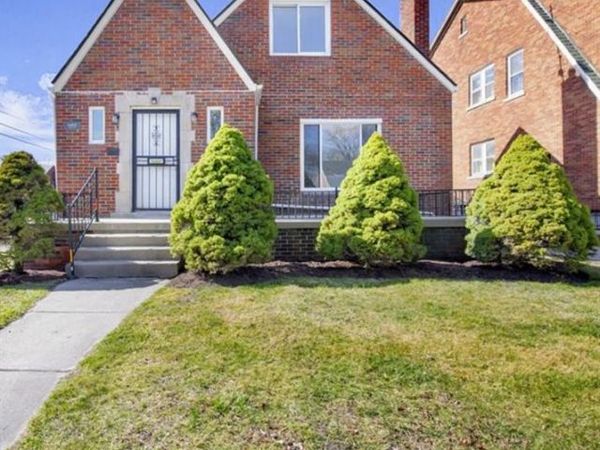 16801 Washburn Street , Detroit, MI 48221