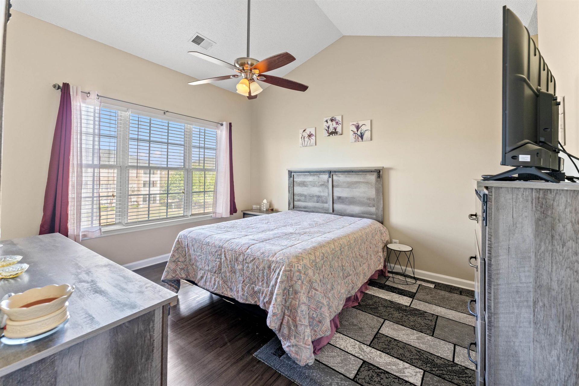 3923 Gladiola Ct. Photo 10