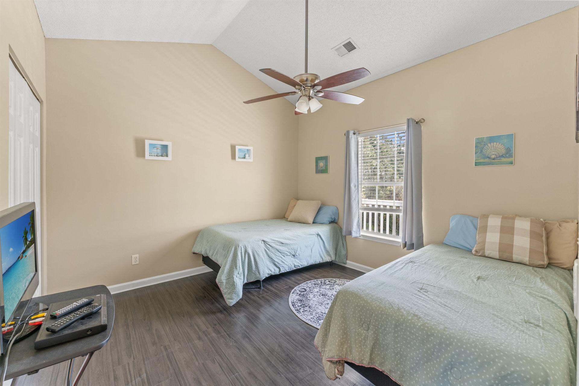 3923 Gladiola Ct. Photo 13