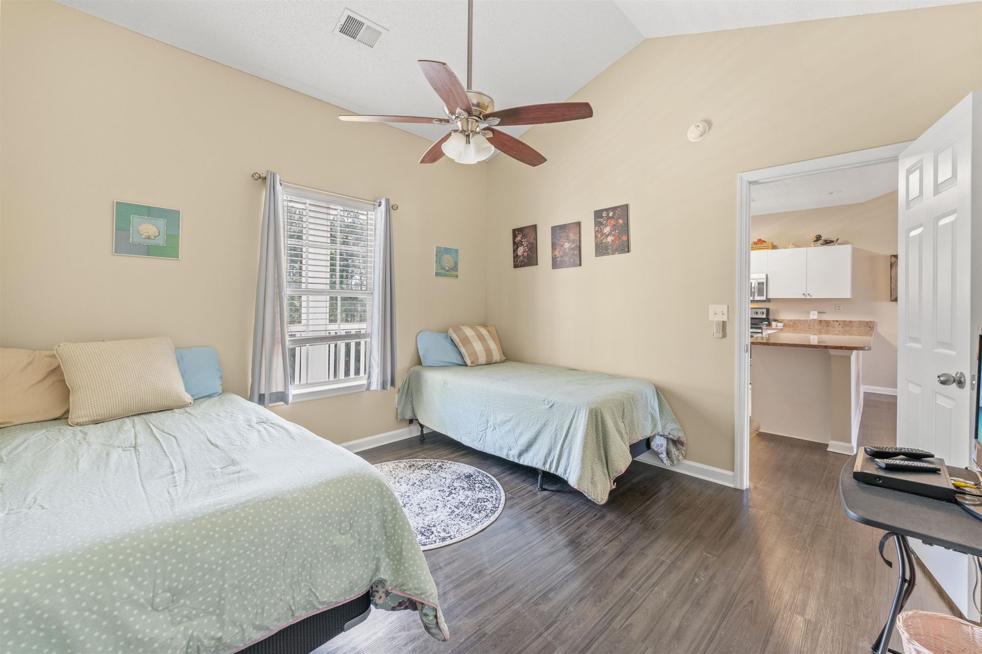 3923 Gladiola Ct. Photo 14