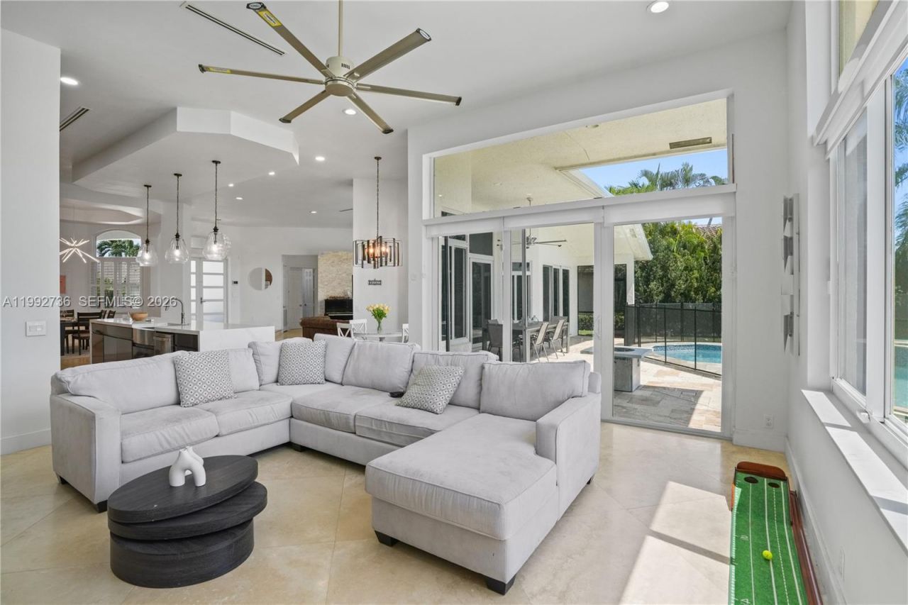 2569 Eagle Run Ln, Weston, FL 33327 Photo