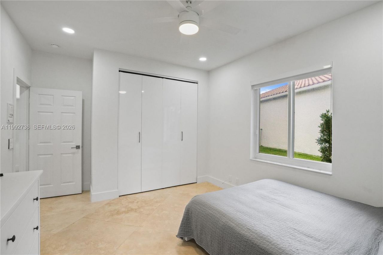 2569 Eagle Run Ln, Weston, FL 33327 Photo