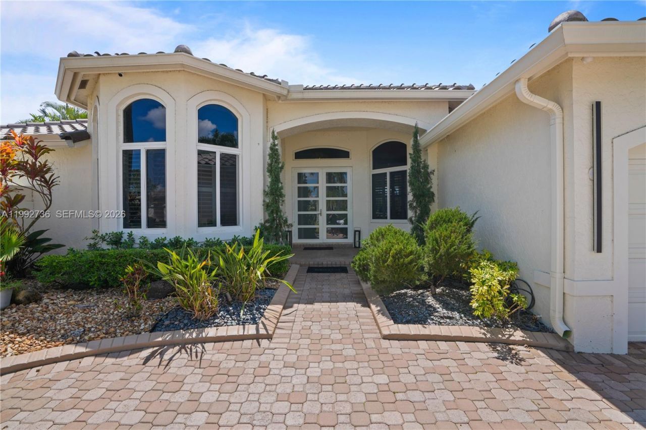 2569 Eagle Run Ln, Weston, FL 33327 Photo