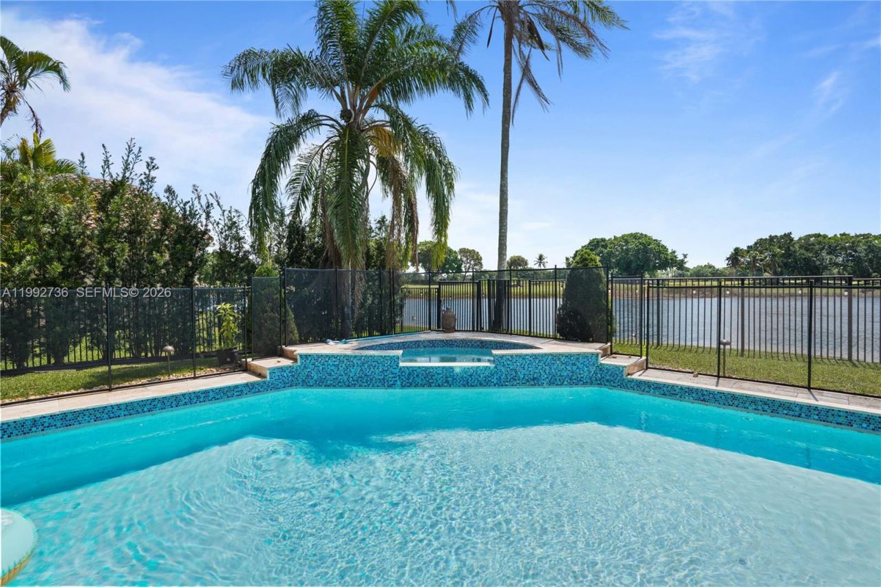 2569 Eagle Run Ln, Weston, FL 33327 Photo