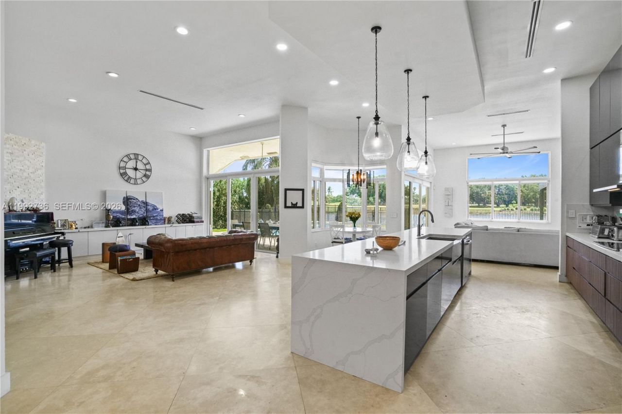 2569 Eagle Run Ln, Weston, FL 33327 Photo