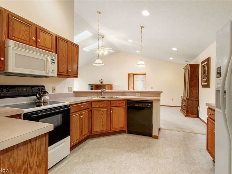 1497 Tylers Mill Lane NE, Massillon, OH 44646 Photo 14