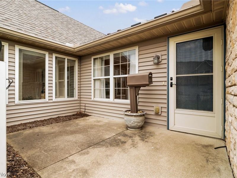 1497 Tylers Mill Lane NE, Massillon, OH 44646 Photo 4