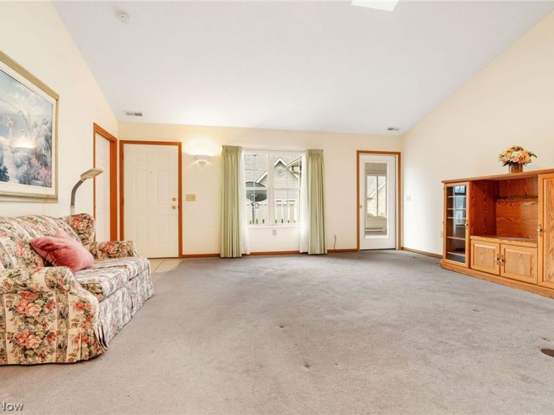 1497 Tylers Mill Lane NE, Massillon, OH 44646 Photo 6