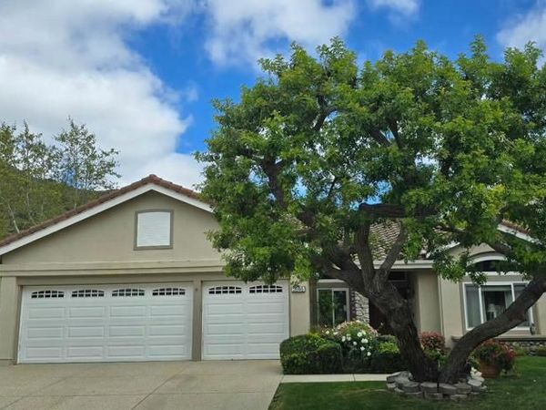 3046 Shadow Mesa Circle, Thousand Oaks, CA 91360