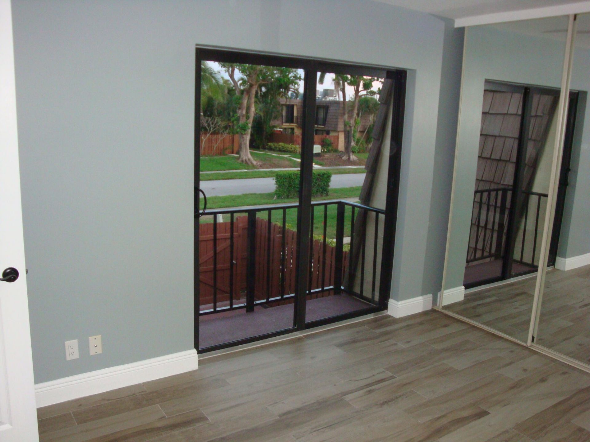 594 Springdale Circle, Unit 59-d, Palm Springs, FL 33461 Photo