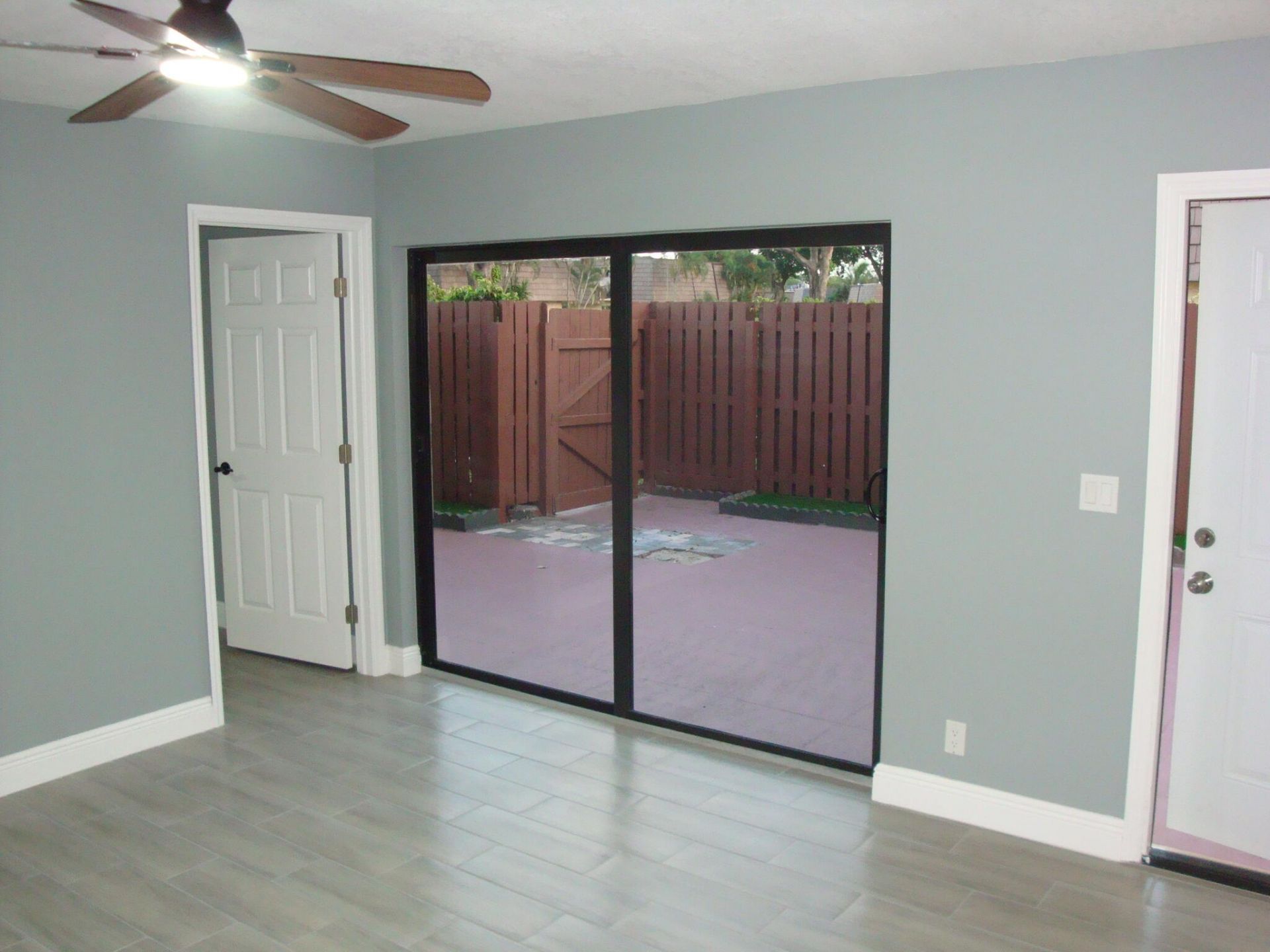 594 Springdale Circle, Unit 59-d, Palm Springs, FL 33461 Photo
