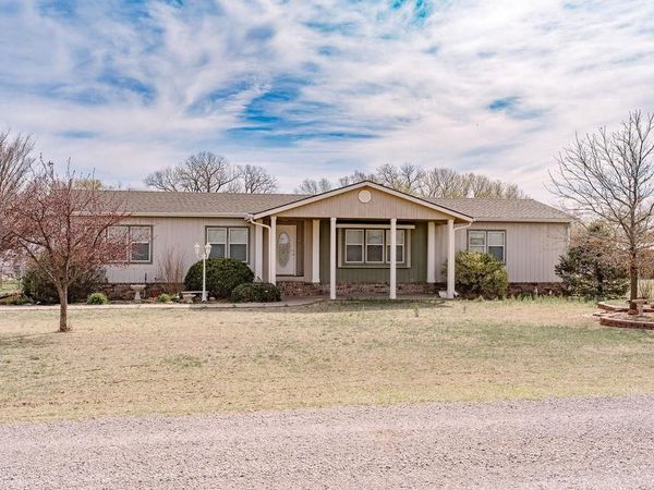 17306 E 1130 Road, Sweetwater, OK 73666