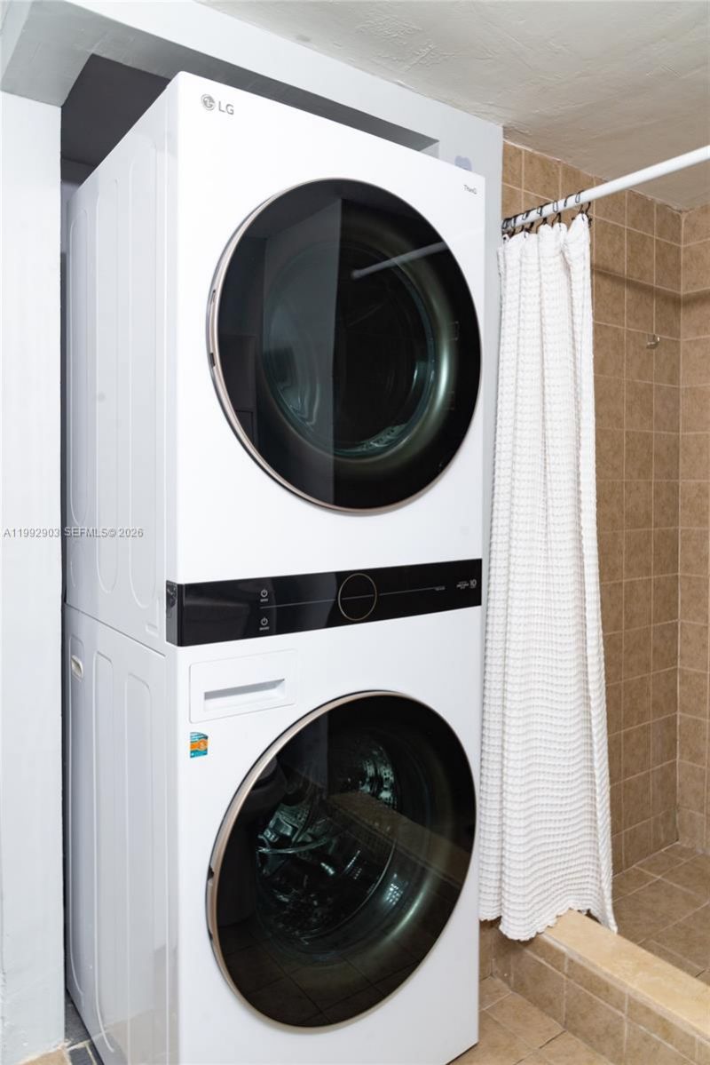 16431 Blatt Blvd, Unit 103, Weston, FL 33326 Photo